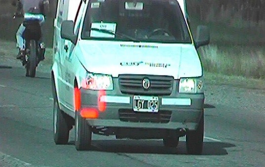 Investigación: identificaron la camioneta que trasladó los afiches contra de Cristina Kirchner | Política