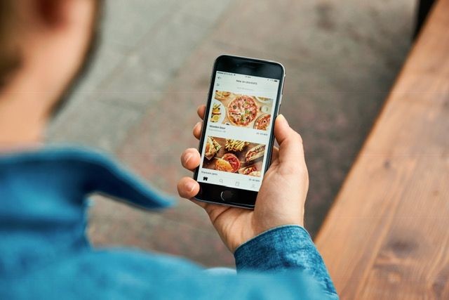 "Cobro indebido": imputan a las app de delivery por la "propina" | Actualidad