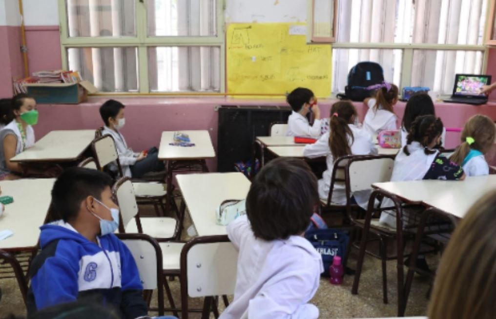 Aumentó la cantidad de alumnos en las escuelas estatales primarias y marcó diferencia respecto a las privadas | Actualidad