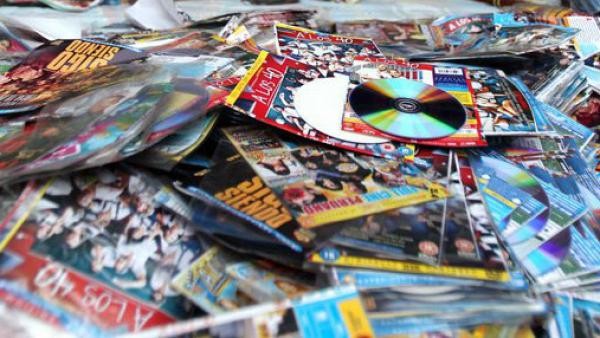 Piratería: sobreseyeron a un vendedor de juegos y películas copiadas porque los CD´s no podían "engañar al consumidor" | Actualidad