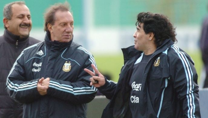 A Bilardo le dijeron que Maradona murió "de un paro cardíaco" | Deportes