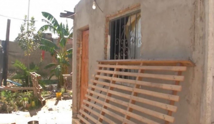 Simuló estar muerta para que su esposo dejara de pegarle y atacarla con un cuchillo | Actualidad