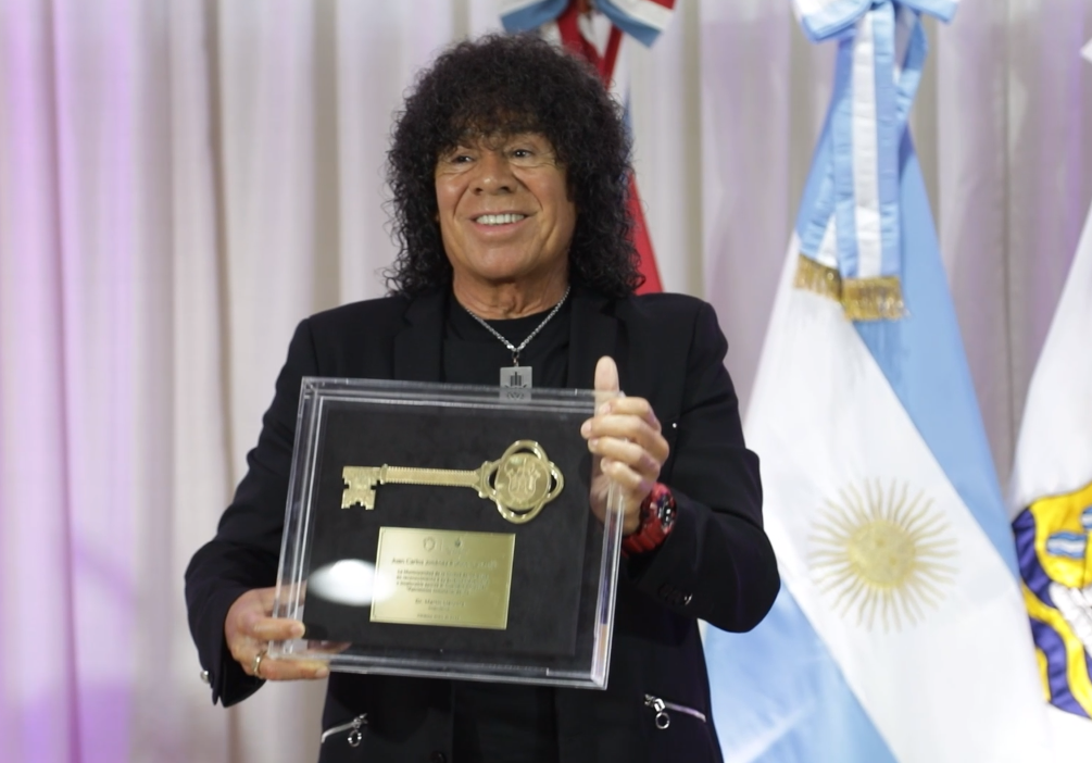 "La Mona" Jiménez es el primer ciudadano en recibir la "Llave de Córdoba" | Espectáculos