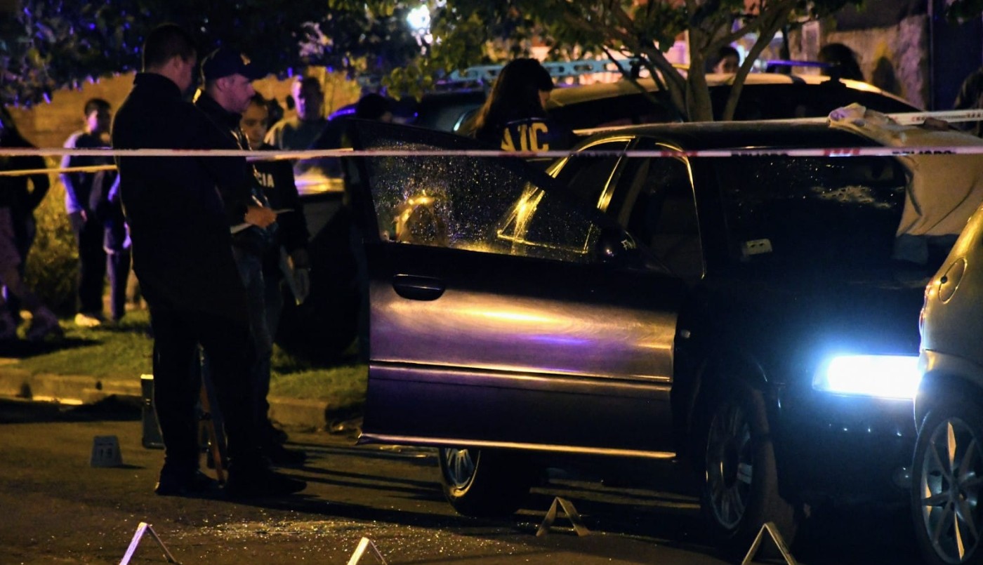 Horror y doble crimen: mataron a tiros a un hombre y a su bebé de un año | Actualidad