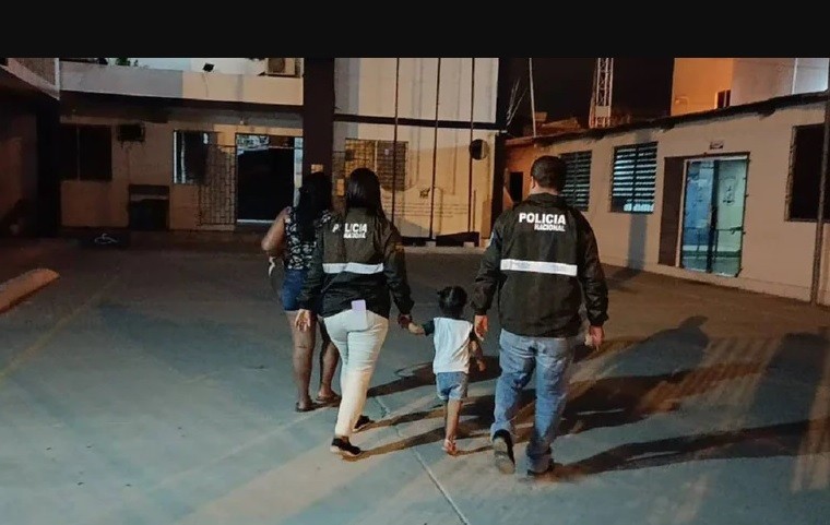 Intentó vender a su hija por Facebook y fue detenida: declaró que no podía mantenerla | Internacionales