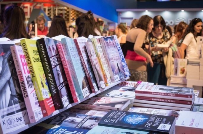 Comienza la Feria Internacional del Libro, que regresa a su formato presencial | Actualidad