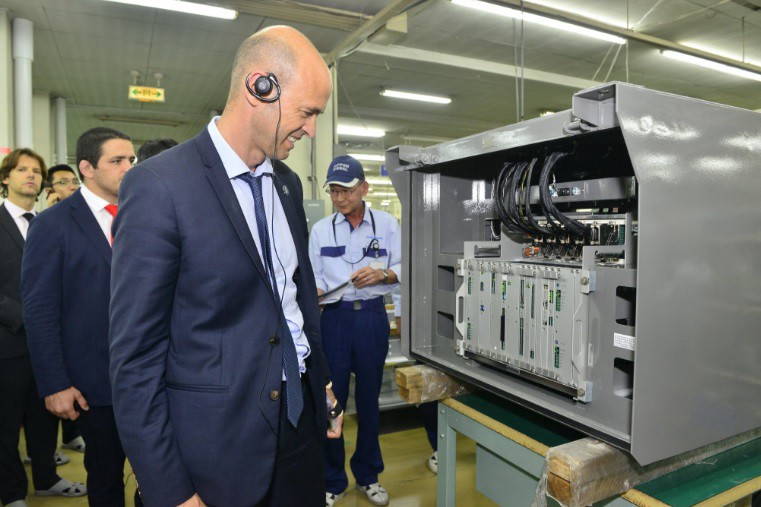 En tres años todos los trenes del área metropolitana tendrán frenado automático | Política