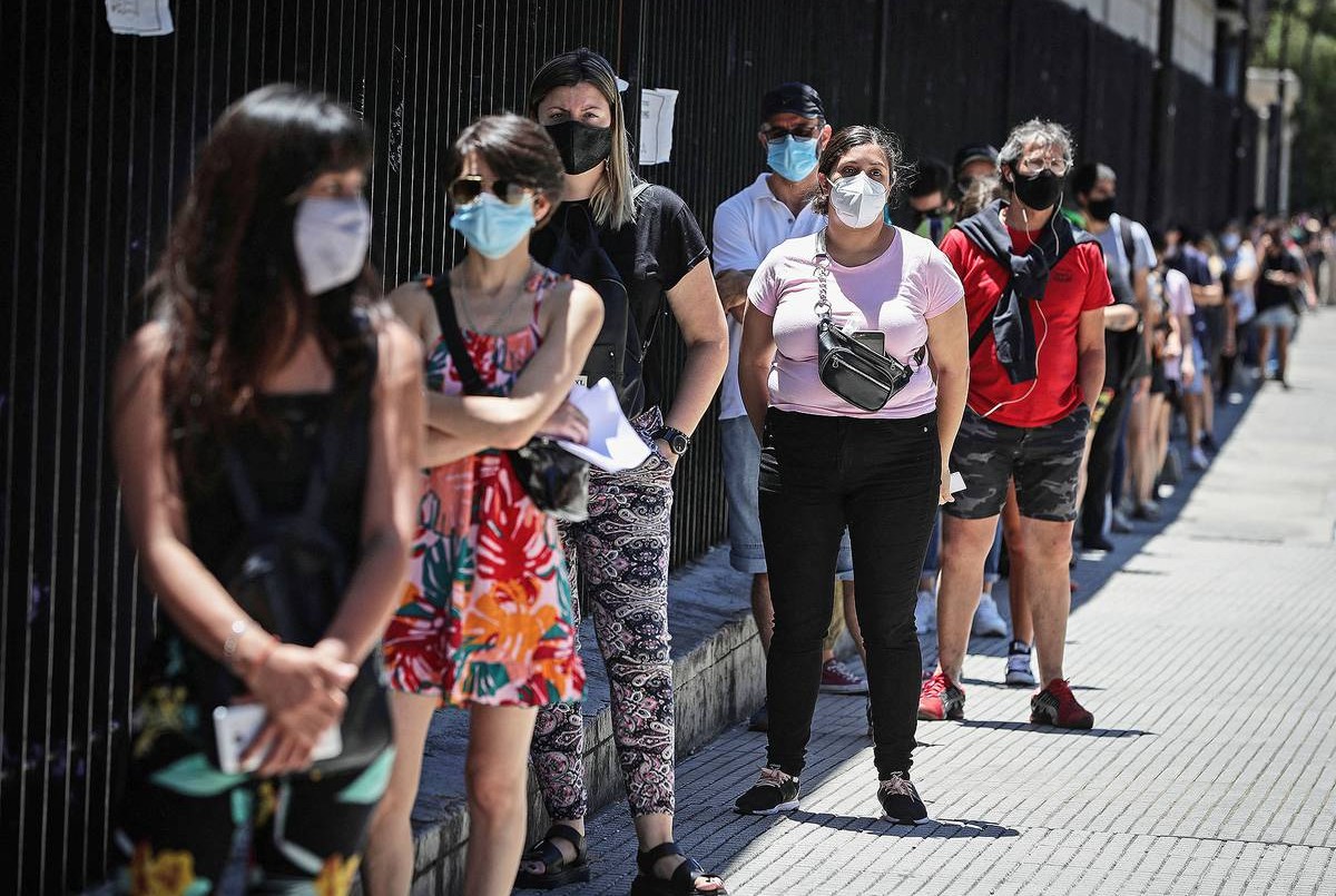 Se reportaron 11.443 contagios y 111 muertes en los últimos siete días | Actualidad