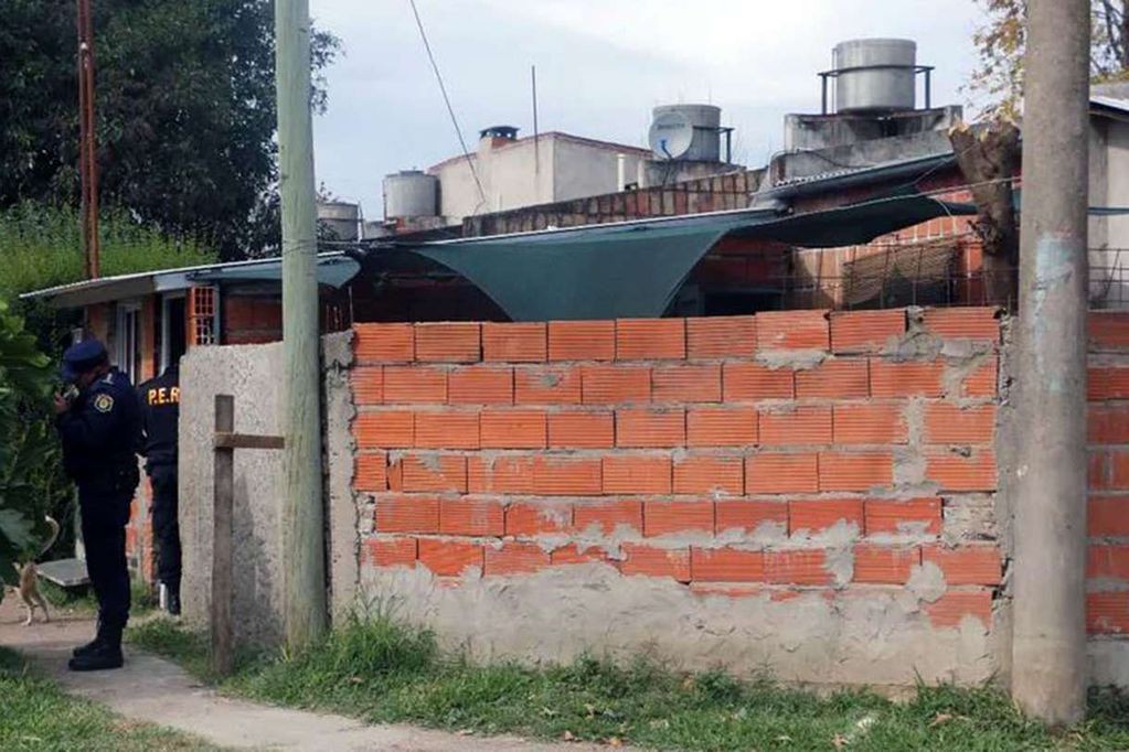 Un nene de 2 años llegó muerto al hospital y detuvieron a los padres: tenía golpes, quemaduras y sarna | Actualidad