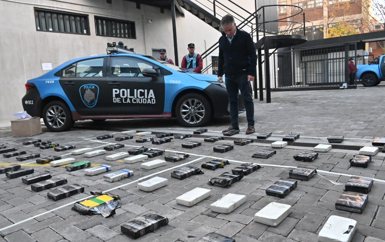 La Ciudad incautó el cargamento de cocaína más grande de su historia | Actualidad