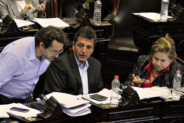 Tras frenar iniciativa del oficialismo sobre obra pública, Massa advirtió: "El Congreso no tiene más mayorías automáticas" | Política