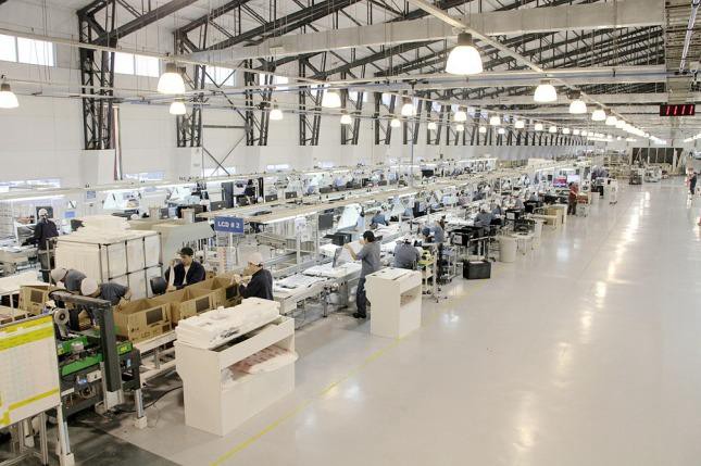 Baja del arancel a la importación de computadoras: empresas ensambladoras advierten que "habrá miles de despidos" | Política