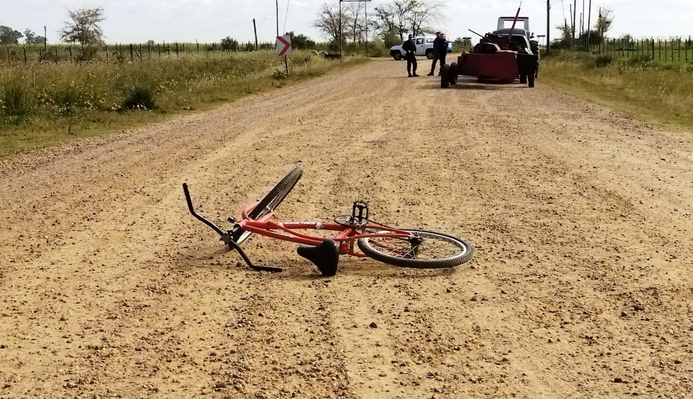 Nene de 12 años en bicicleta murió al chocar con una máquina en una ruta | Actualidad