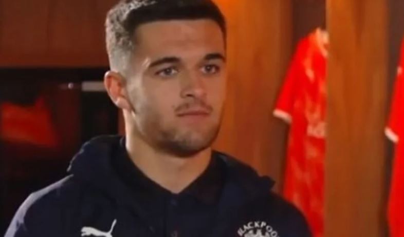 “Soy gay, no quiero mentir más”: por primera vez en 30 años un futbolista inglés hizo público que es homosexual | Deportes