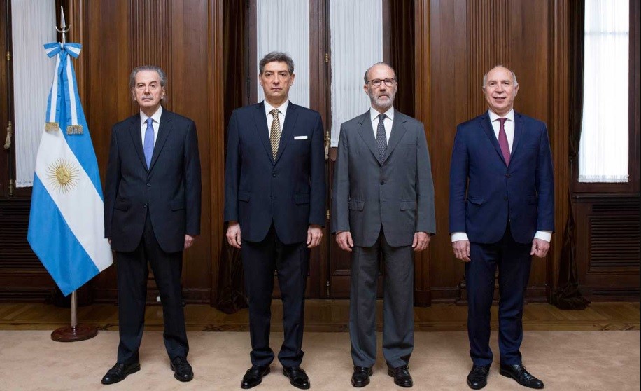 Proyecto de 16 gobernadores para reformar la Corte Suprema: "Más moderna, eficaz y federal" | Política