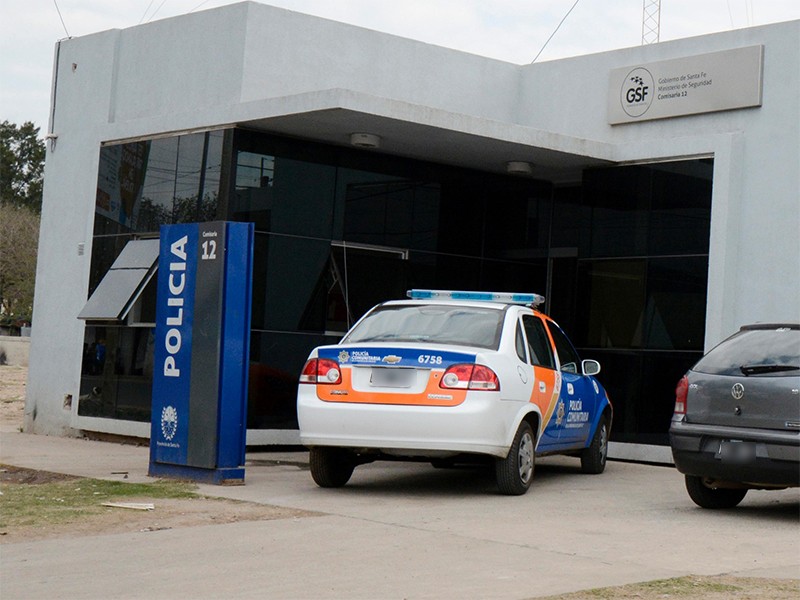 Detuvieron a un subjefe policial de Rosario que tenia dos autos robados en su poder | Actualidad