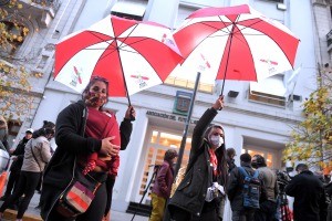 Protesta del fútbol femenino en sede de la AFA por decisión de FIFA de absolver a DT Guacci | Deportes