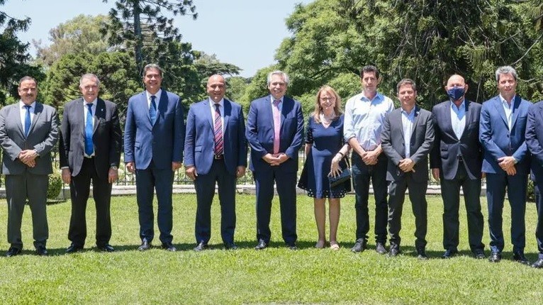 El Presidente recibe a gobernadores para avanzar en la modificación de la Corte Suprema | Política