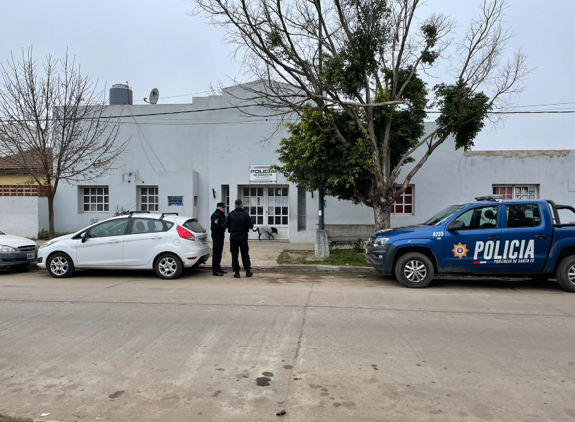 En una revuelta de presos quemaron con leche caliente a dos policías | Actualidad