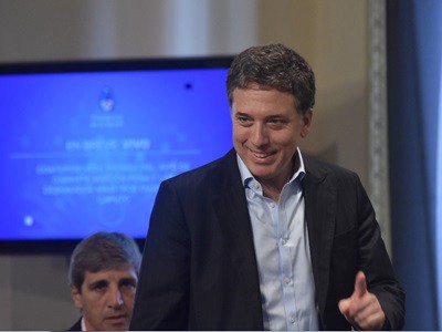 Para Dujovne el consumo se va a reactivar cuando cierren las paritarias | Política