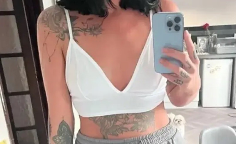 Denunció que no quisieron servirle en un restaurante por llevar un top muy corto | Internacionales