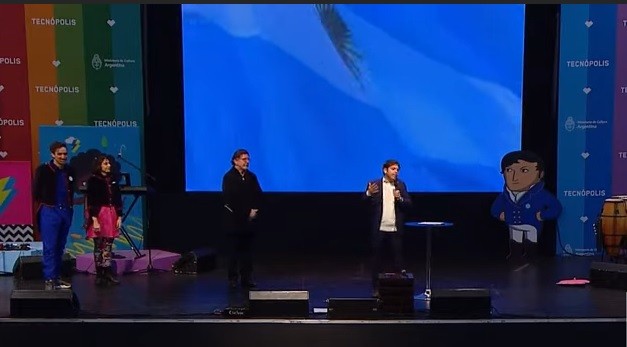 Kicillof defendió la posibilidad de que los jóvenes "hablen como quieran" | Política