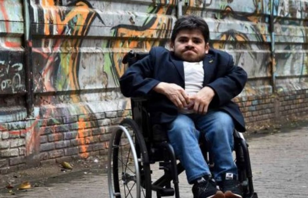 Franco Rinaldi se cayó de su silla de ruedas y sufrió una fractura | Actualidad