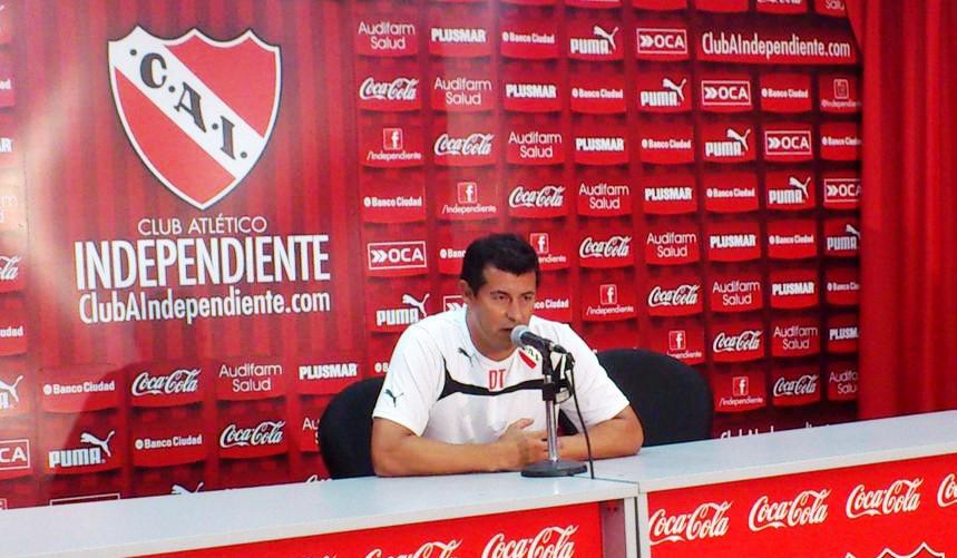 Almirón resiste en Independiente: "Tengo el mismo apoyo que la semana pasada" | Deportes