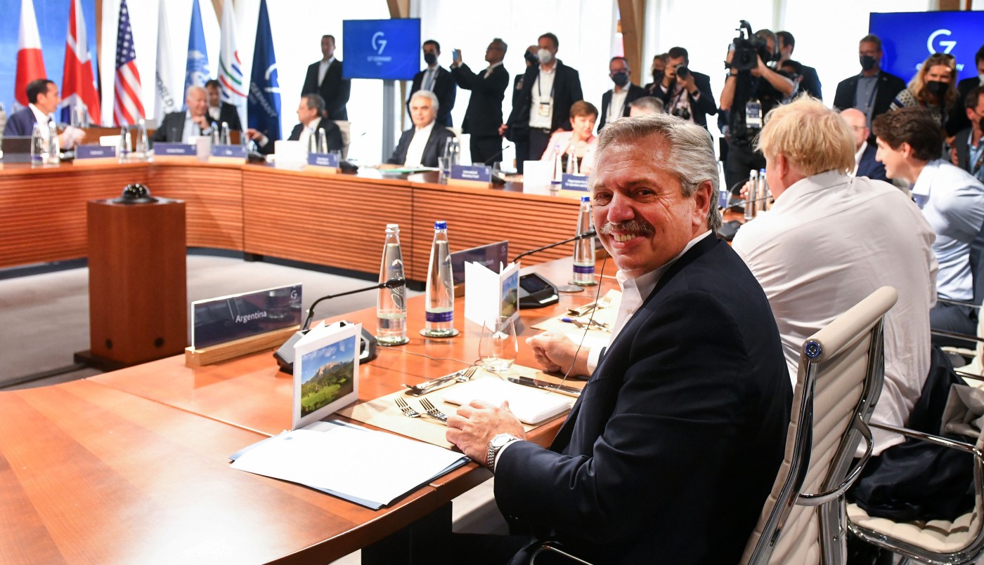 Ante el G7, Fernández pidió ir contra el sistema que "acumula la riqueza en unos pocos" | Política