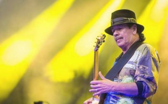 Video: Carlos Santana se desmayó en pleno show en Michigan | Espectáculos