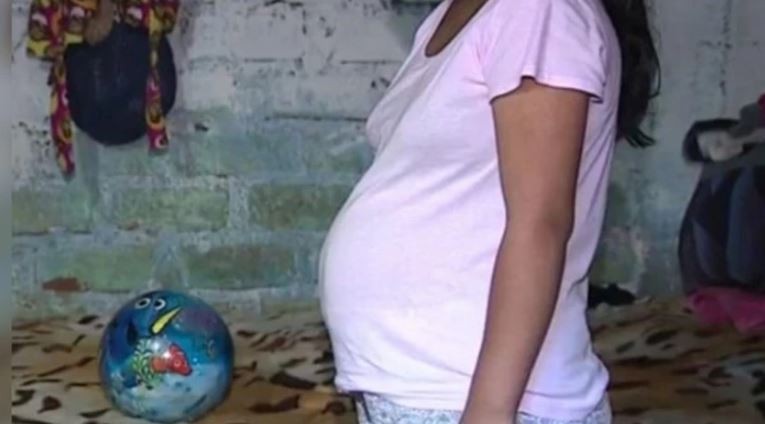 Casi un tercio de las mujeres que viven en países en desarrollo son madres con menos de 20 años | Actualidad