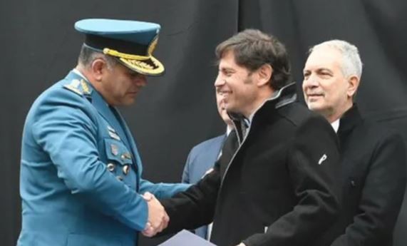 El Servicio Penitenciario inició un sumario tras el acto en el que Kicillof fue abucheado | Política