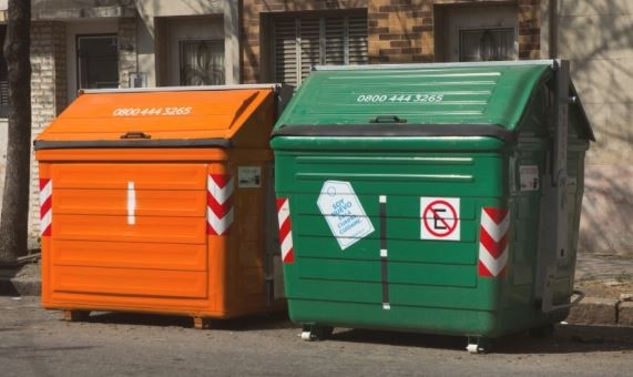 Detuvieron a un prófugo que se escondía en un contenedor en Rosario | Actualidad