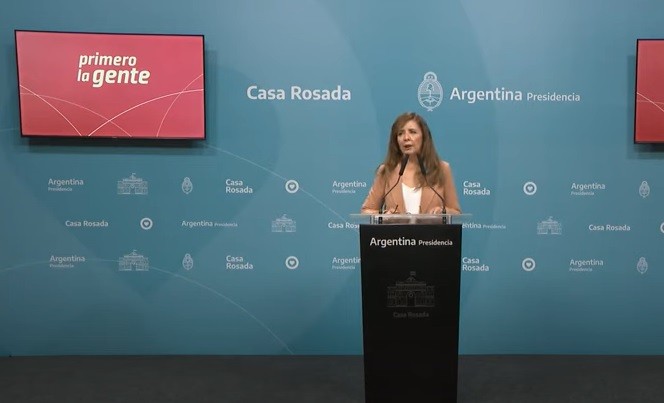 El Gobierno reclamó a alimenticias que "no jueguen con la mesa de los argentinos" | Política