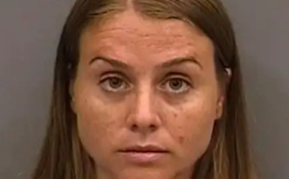 Una joven niñera quemó a un nene de 10 años con una olla de agua hirviendo como "forma de disciplina" | Internacionales