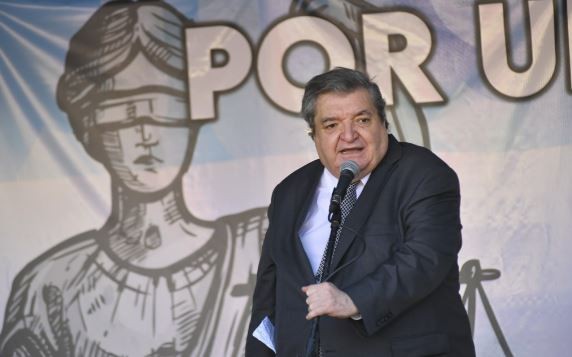 “Oligarquía vacuna”: Piden el juicio político de un juez por tuits proselitistas | Política