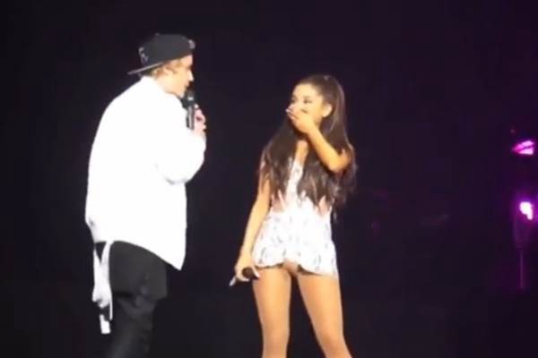 Justin Bieber se olvidó la letra en pleno recital con Ariana Grande | Espectáculos