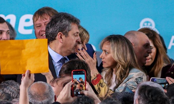 Malena Galmarini, tras la asunción de Massa: "Sergio es el hombre que aparece en las tormentas" | Política