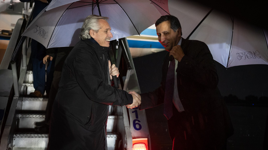 Alberto Fernández llegó a Colombia para asistir a la asunción de Gustavo Petro | Política