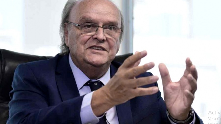 De Mendiguren: "El sector financiero siempre nos llevó a las crisis grandes" | Política