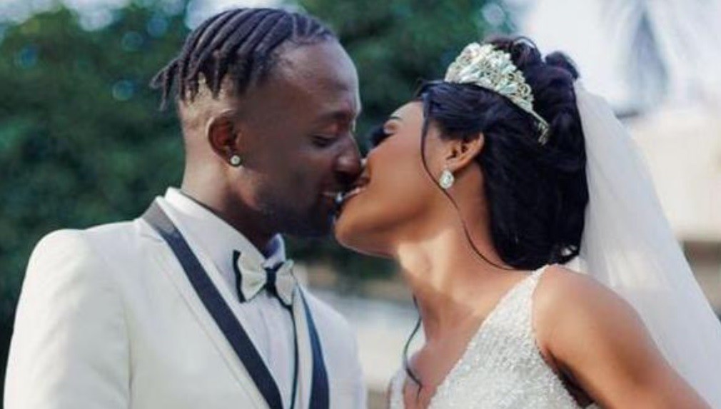 No podía asistir a su boda y mandó al hermano en su lugar | Internacionales