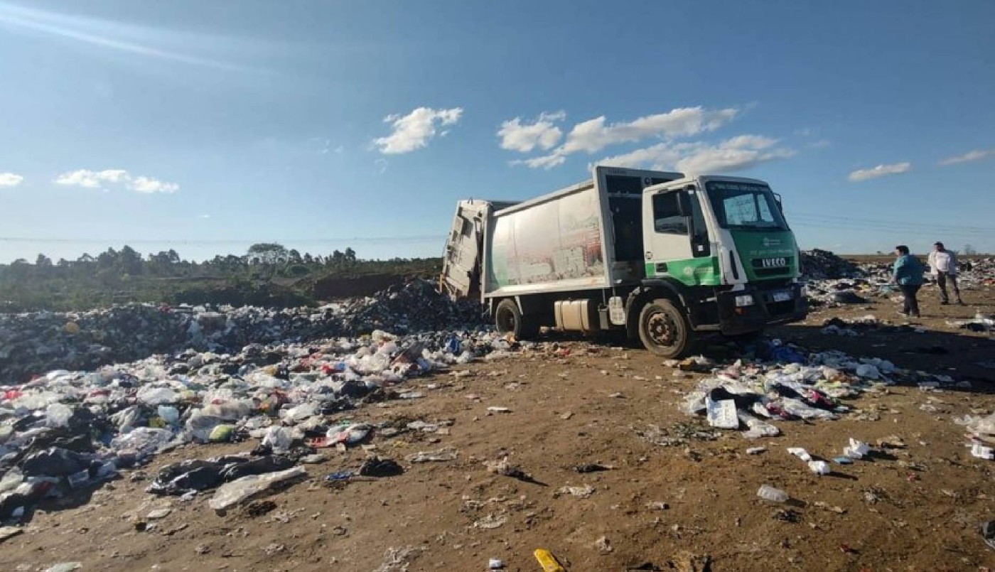 Un hombre murió aplastado por un camión de residuos en un basural de Entre Ríos | Actualidad