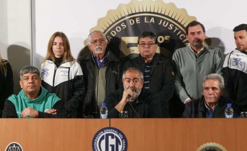 Sin acuerdo para un paro, la CGT declaró estado de alerta permanente | Política