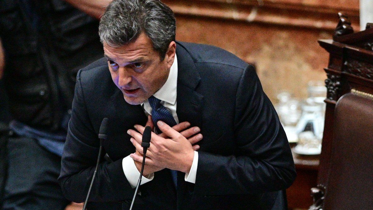 Massa viaja a Estados Unidos para traer fondos y negociar con el FMI | Política