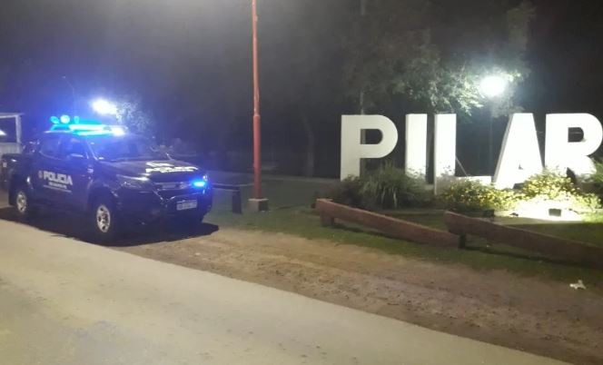 Detienen en Pilar a tres policías acusados de robar más de 300 mil pesos en un allanamiento | Actualidad