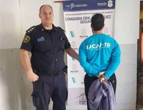 Detienen a un profesor de música acusado de abusar de alumnos de 7 y 8 años | Actualidad