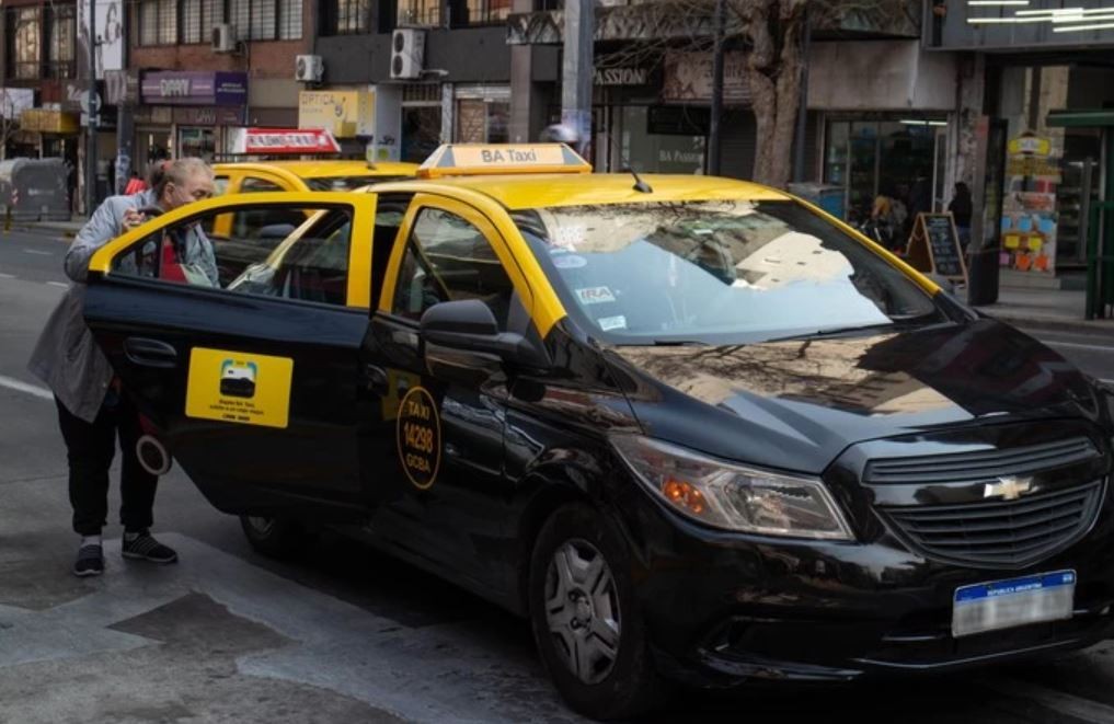 Aumentan los taxis un 30%: cuánto costará viajar desde este sábado | Economía