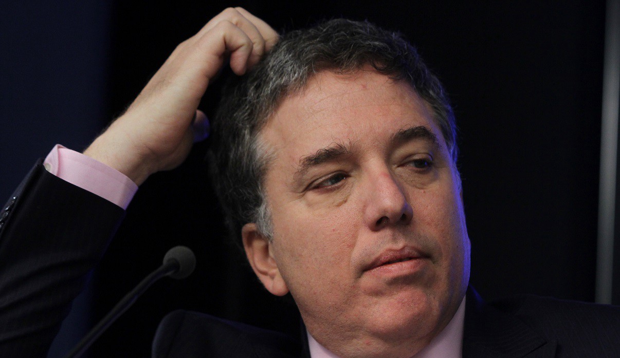 Según el ministro de Hacienda, la suba del desempleo "es estacional" y mejorará en la próxima medición | Política