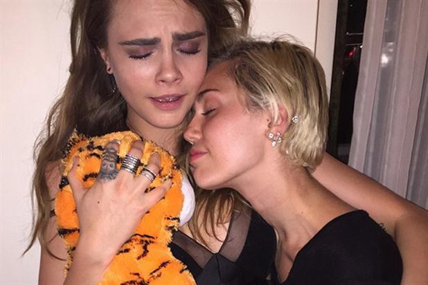 Cara Delevingne, la mujer que consuela a Miley Cyrus | Espectáculos