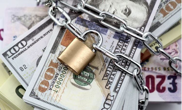 Cerruti reconoció inminentes cambios en el dólar turista | Economía